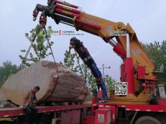 景觀石發(fā)貨現(xiàn)場(chǎng)